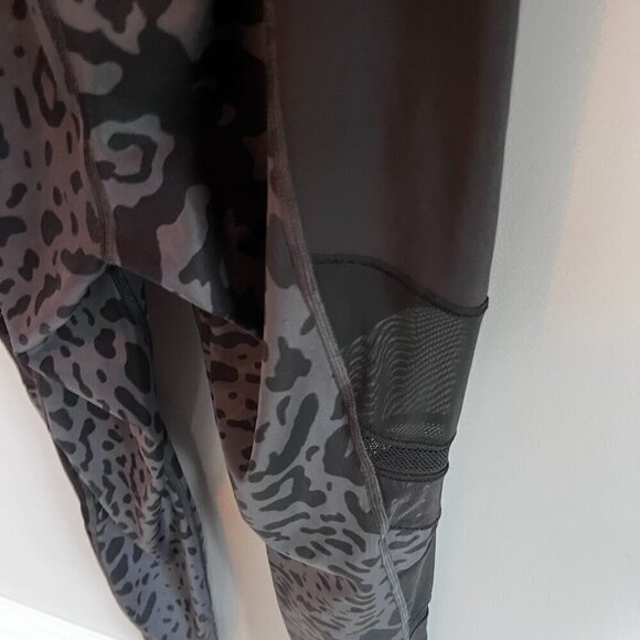Lululemon Just Breathe Pant Women's Leggings Animal Swirl Mesh Black Grey - Picture 8 of 10